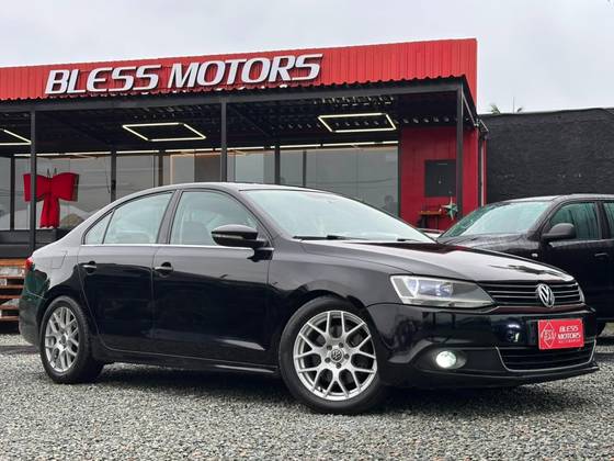 VOLKSWAGEN JETTA 2.0 TSI HIGHLINE 211CV GASOLINA 4P TIPTRONIC VOLKSWAGEN JETTA 2.0 TSI HIGHLINE 211CV GASOLINA 4P TIPTRONIC